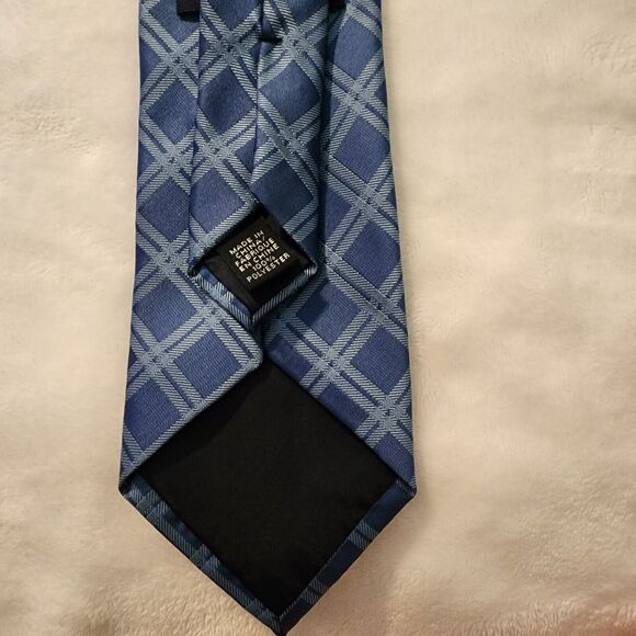 Lands End Men's Blue Tie with Geometric Check Stripe Standard Size Classic Style - Picture 4 of 7